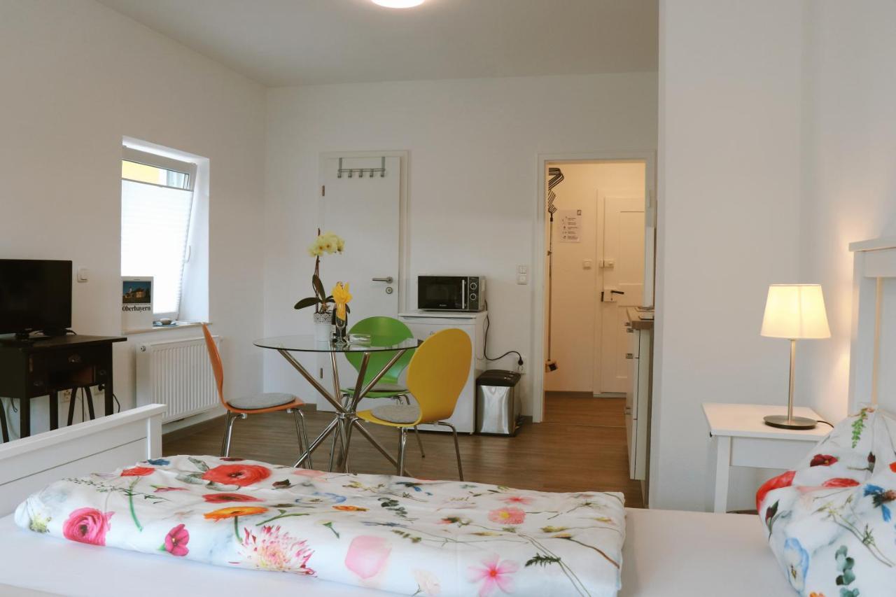 Helles Apartment Fuer 1-2 Pers. Mit Parkplatz Und Wifi Kraiburg am Inn Екстериор снимка