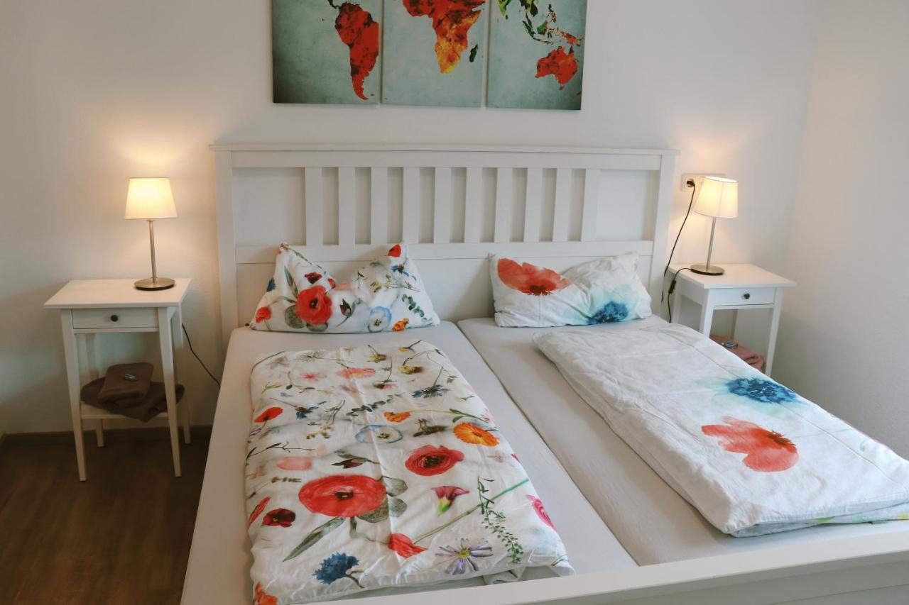 Helles Apartment Fuer 1-2 Pers. Mit Parkplatz Und Wifi Kraiburg am Inn Екстериор снимка