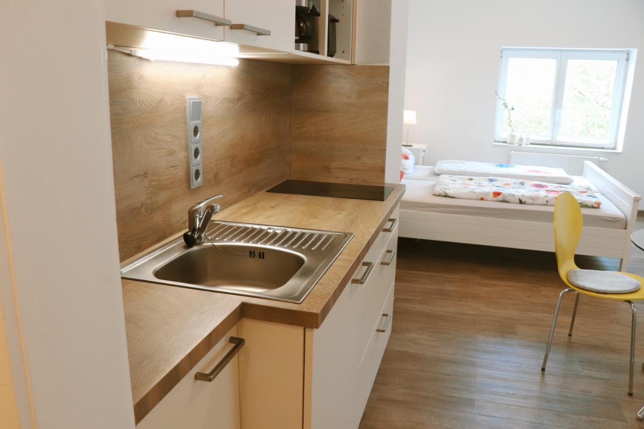 Helles Apartment Fuer 1-2 Pers. Mit Parkplatz Und Wifi Kraiburg am Inn Екстериор снимка