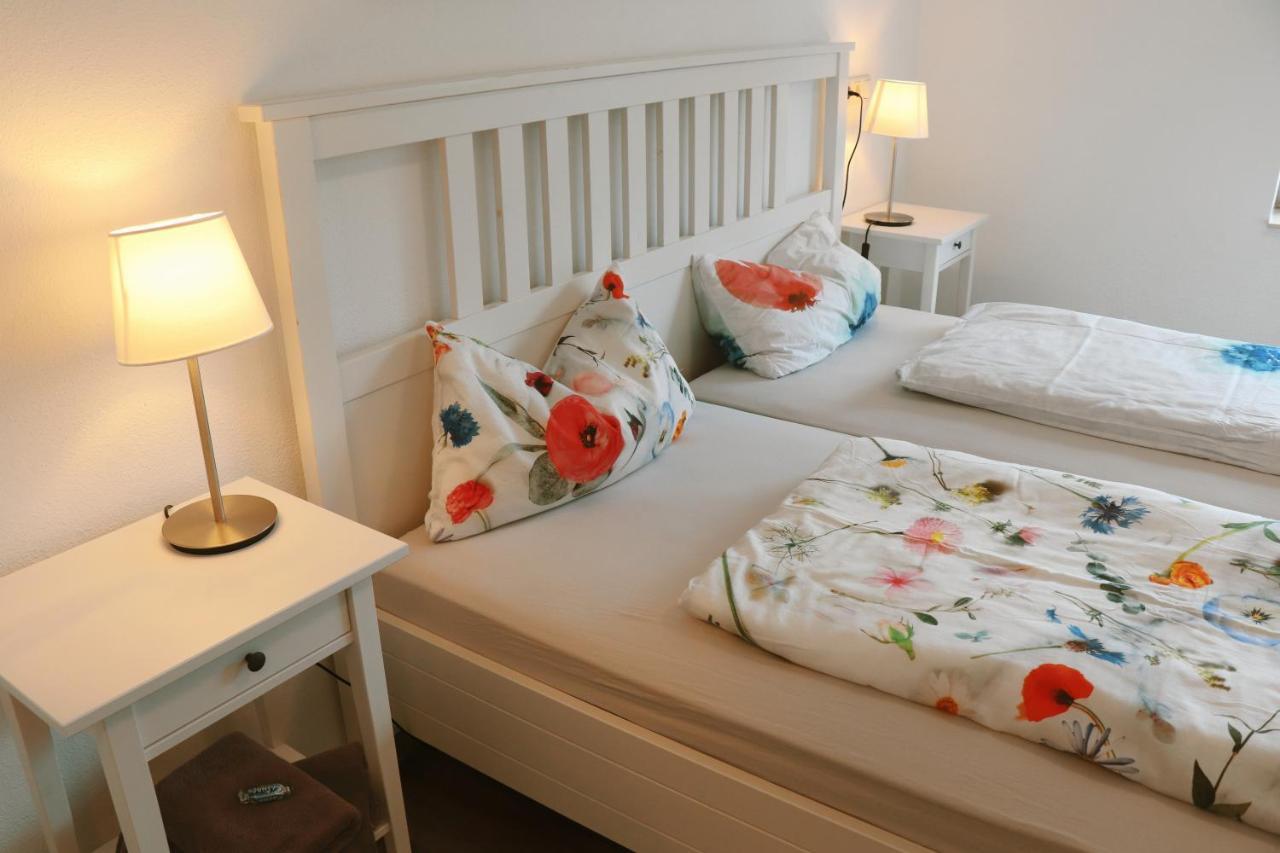 Helles Apartment Fuer 1-2 Pers. Mit Parkplatz Und Wifi Kraiburg am Inn Екстериор снимка