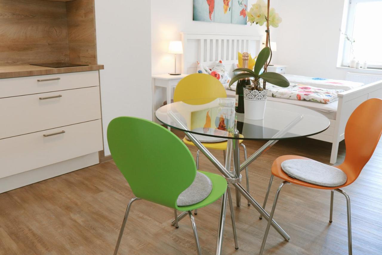 Helles Apartment Fuer 1-2 Pers. Mit Parkplatz Und Wifi Kraiburg am Inn Екстериор снимка